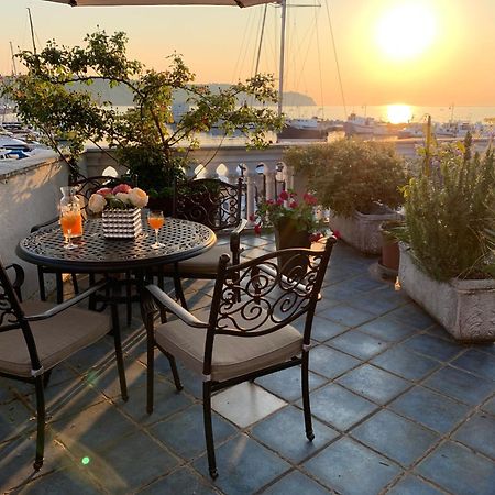 First Row To The Sea - Maremi Izola Apartment Terrace Exterior photo